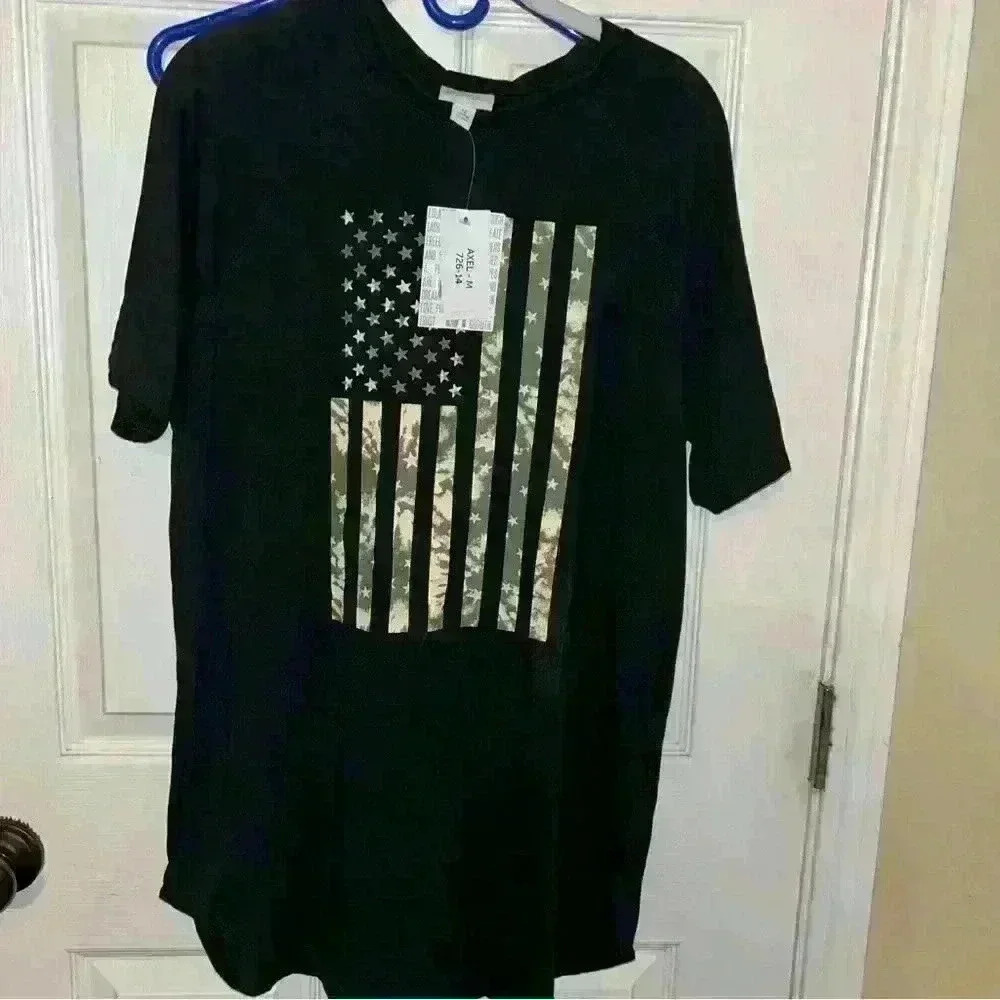 LuLaRoe Medium Axel patriotic